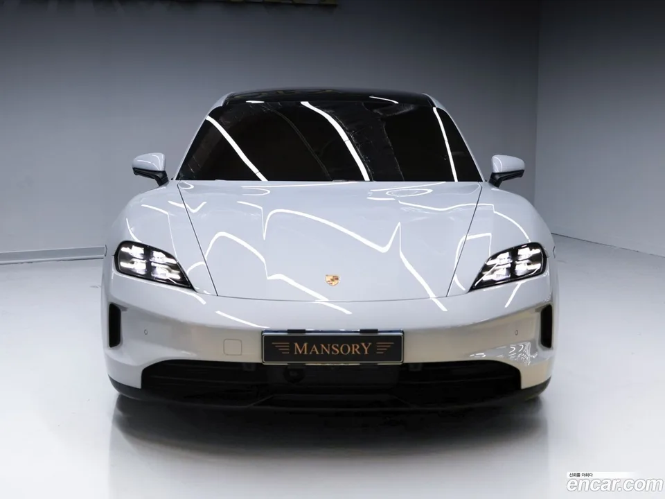 Porsche Taycan 4 2025 — миниатюра 3