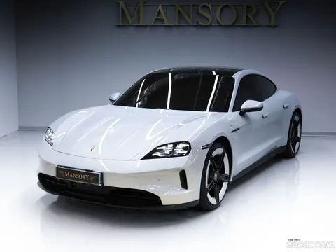 Porsche Taycan 2025 buy in Moscow