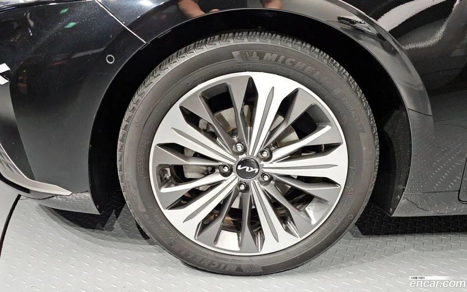 Kia K8 Hybrid 2022 — миниатюра 2
