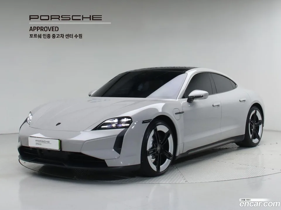 Porsche Taycan 2025 — фото 1, купить с доставкой в Москву
