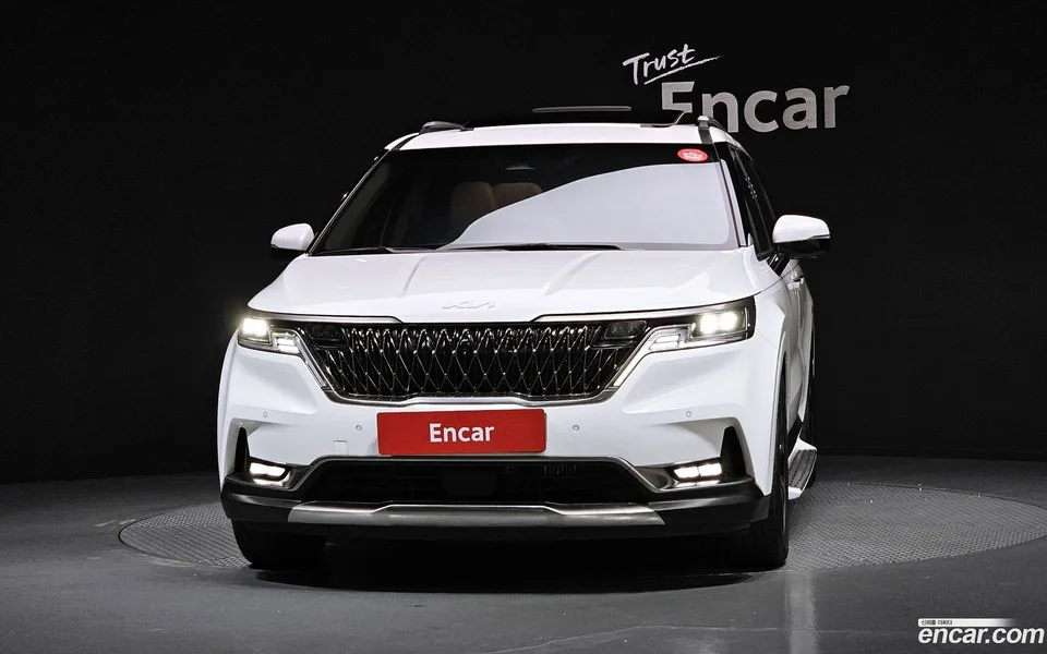 Kia Carnival 7 2023 — миниатюра 3