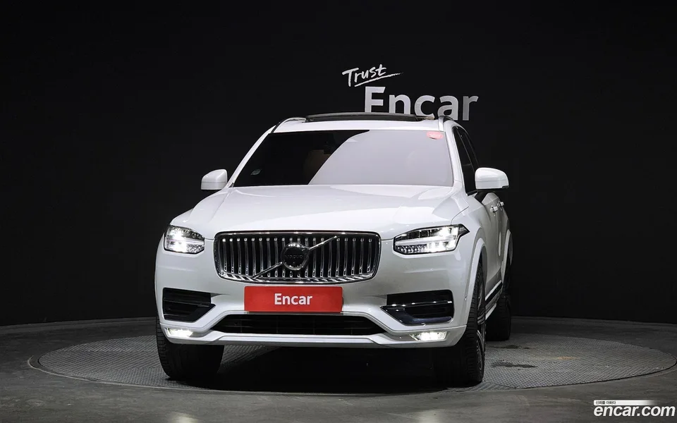 Volvo XC90 B6 2023 — миниатюра 3
