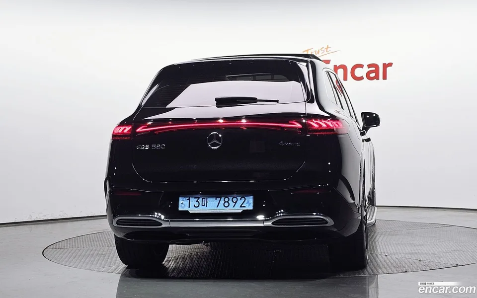 Mercedes-Benz EQS SUV EQS580 4MATIC 2023 — миниатюра 4