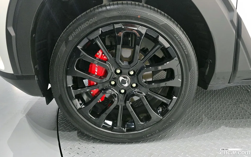 KG Mobility Torres 1.5 2WD 2023 — thumbnail 5