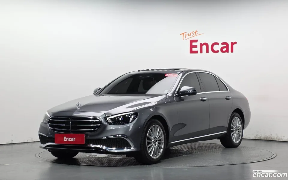 Mercedes-Benz E-Class E250 2023 — фото 1, купить с доставкой в Москву