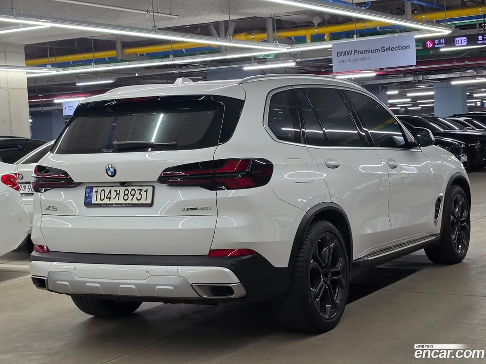 BMW X5 xDrive 40i xLine 2024 — фото 1, купить с доставкой в Москву