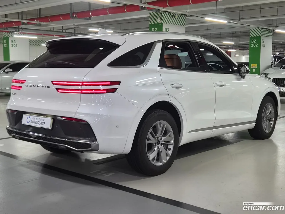 Genesis GV70 2.5T 2WD 2024 — миниатюра 4