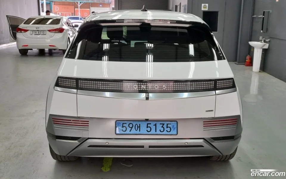 Hyundai Ioniq 5 AWD 2022 — миниатюра 4