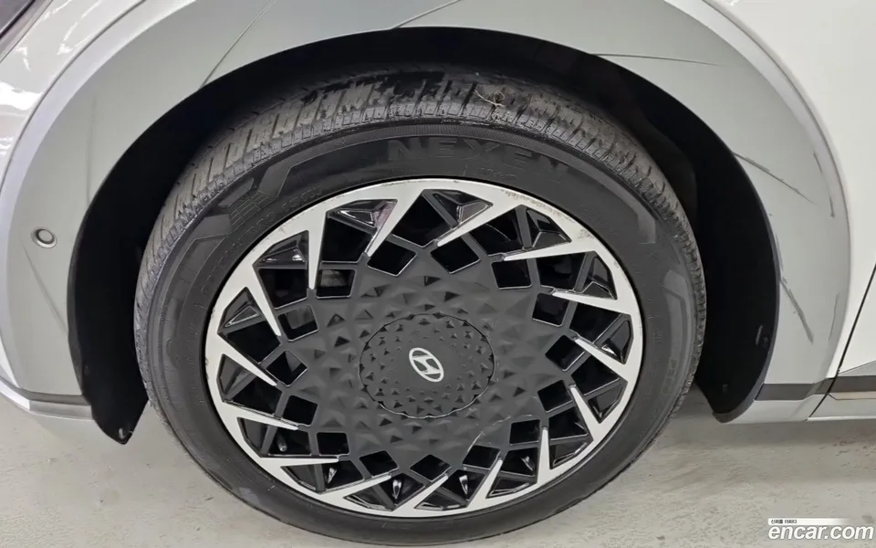Hyundai Ioniq 5 AWD 2022 — миниатюра 5