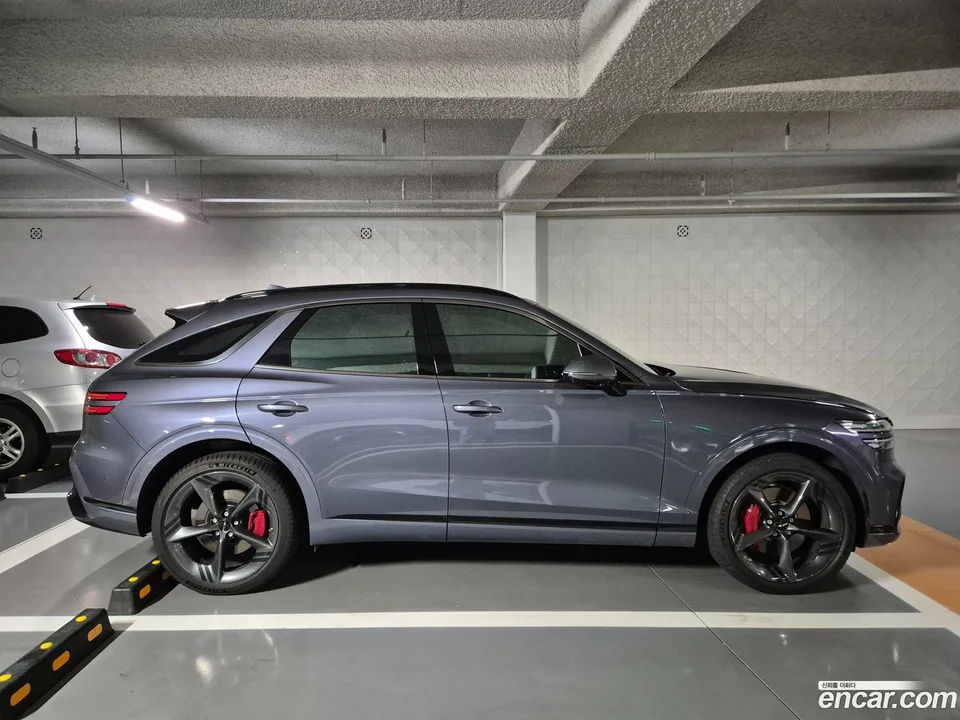 Genesis GV70 3.5T AWD 2024 — миниатюра 3