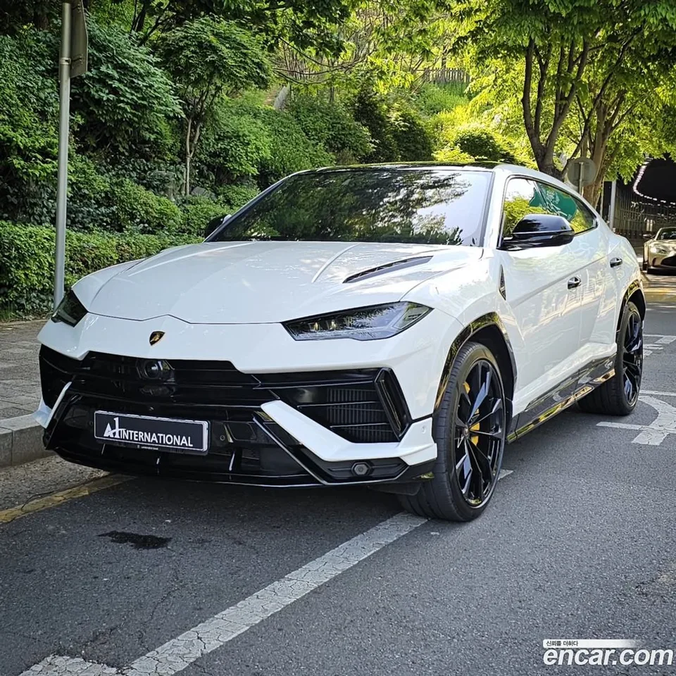 Lamborghini Urus 2023