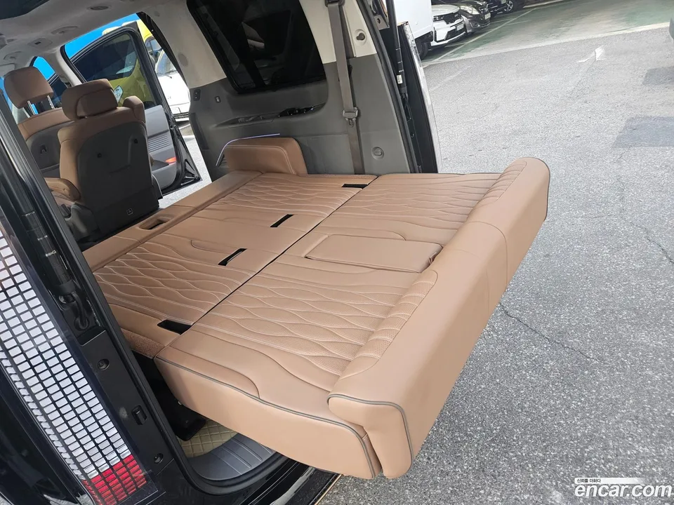 Hyundai Staria HEV 1.6 7 2024 — миниатюра 2