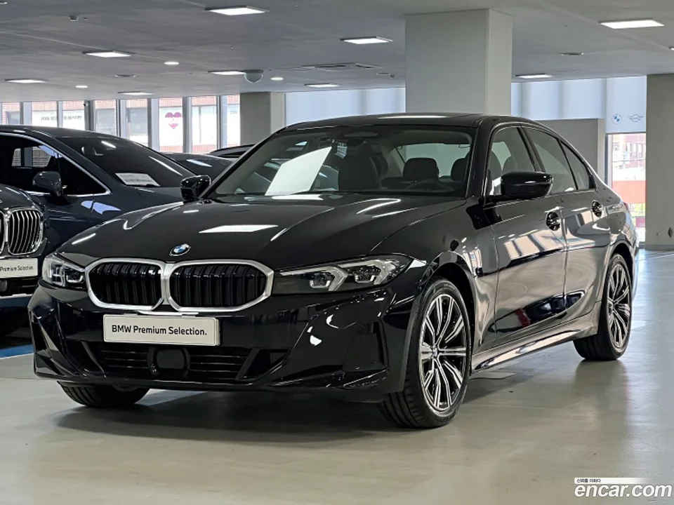 BMW 3 Series 320i 2025 — фото 1, купить с доставкой в Москву