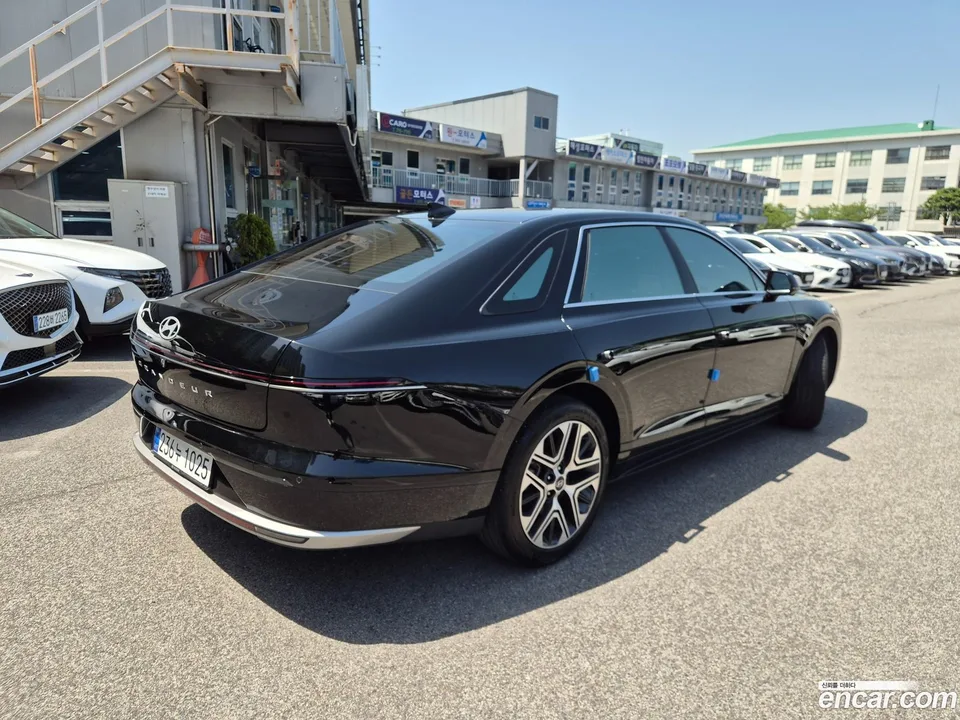 Hyundai Grandeur Hybrid 2025 — миниатюра 3