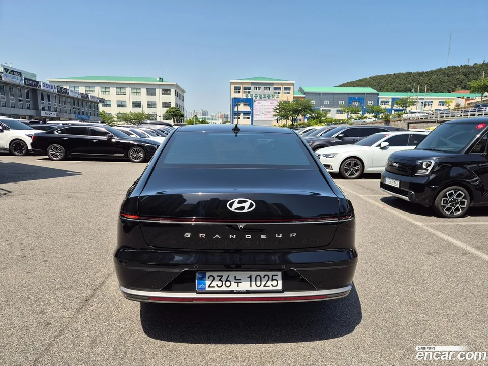 Hyundai Grandeur Hybrid 2025 — миниатюра 4