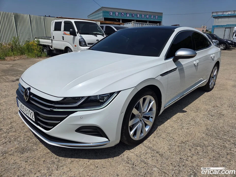 Volkswagen Arteon 2.0 TDI 2023 — фото 1, купить с доставкой в Москву