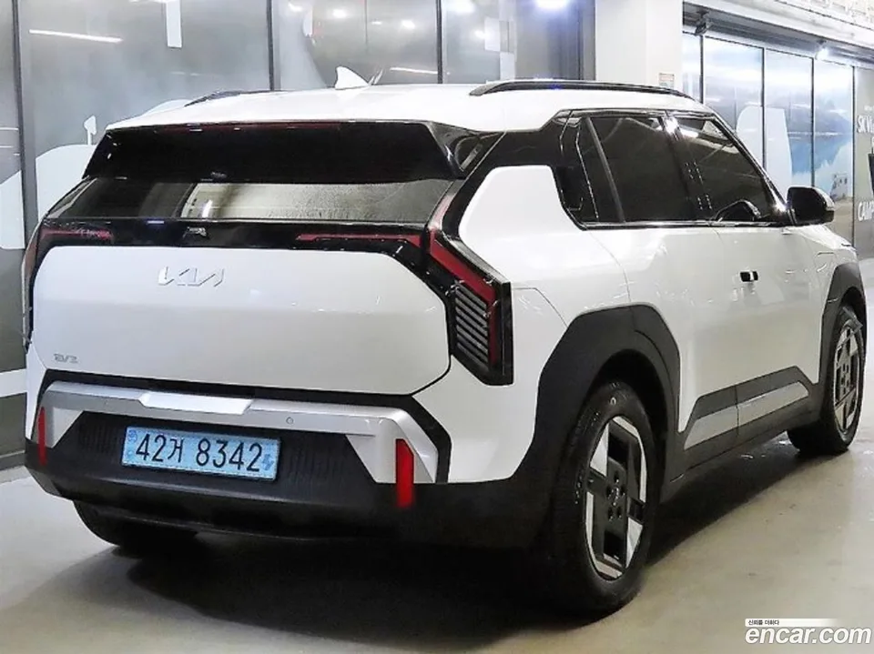Kia EV3 2WD 2025 — миниатюра 4