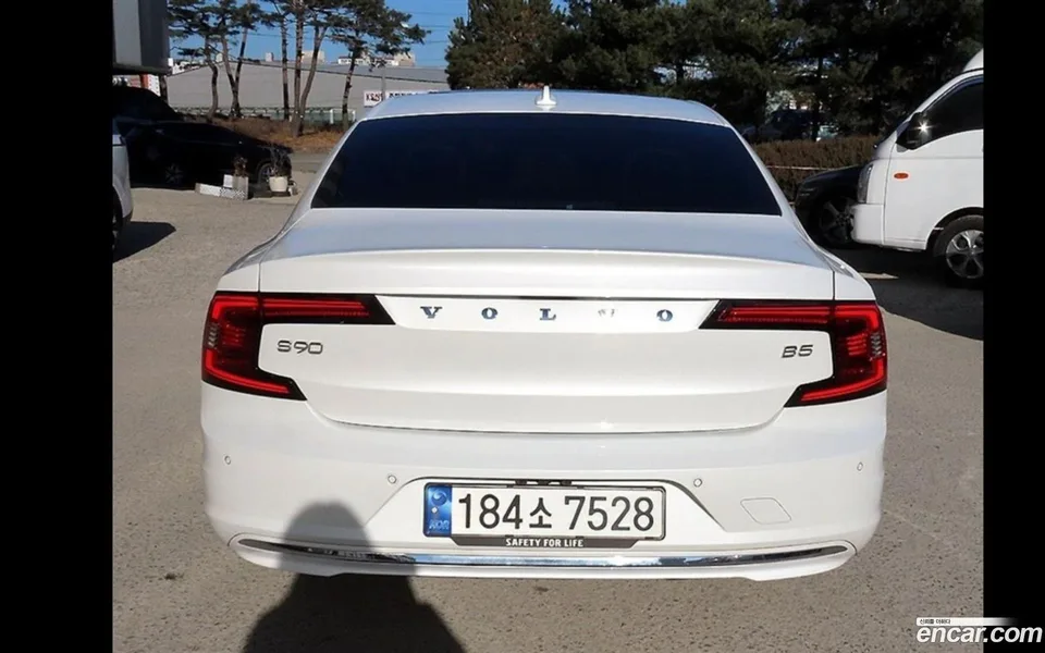 Volvo S90 B5 2022 — миниатюра 4