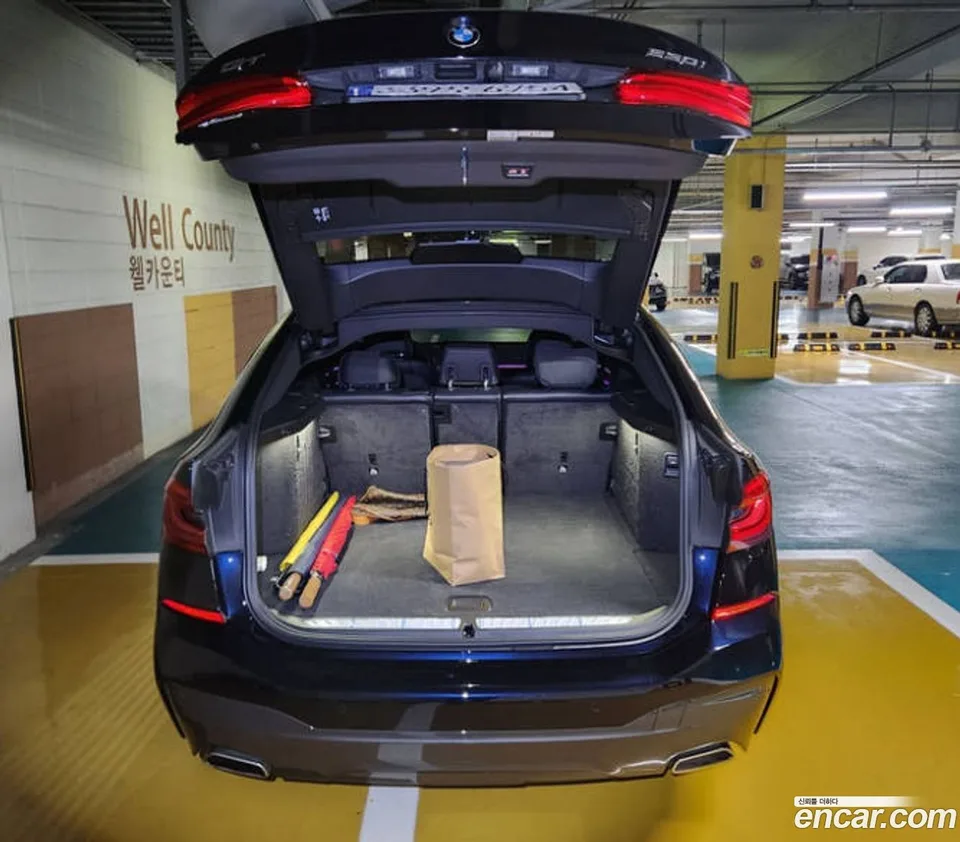 BMW 6 Series GT 630i xDrive M 2023 — миниатюра 3