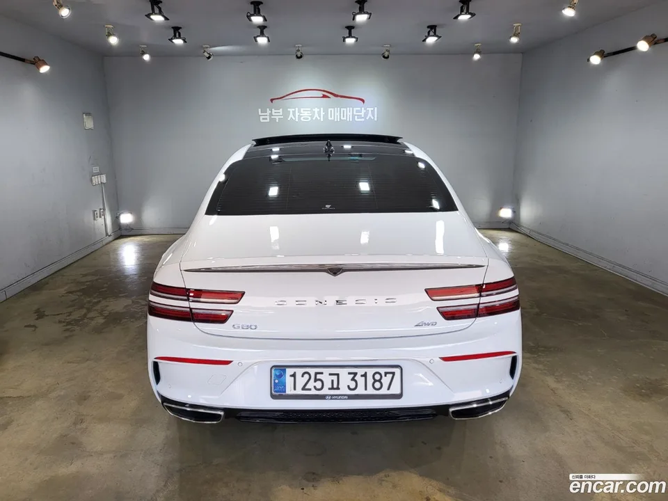 Genesis G80 3.5 AWD 2023 — thumbnail 2
