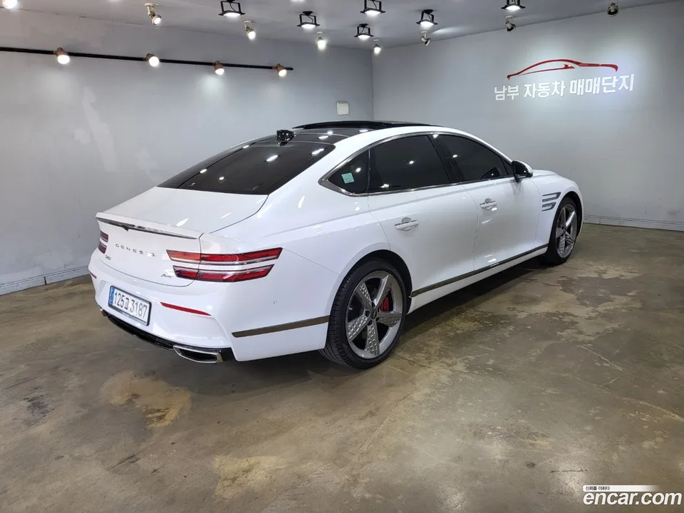 Genesis G80 3.5 AWD 2023 — thumbnail 4