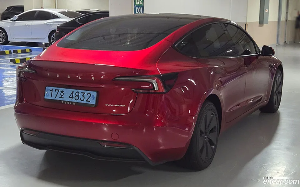Tesla Model 3 AWD 2024 — миниатюра 2