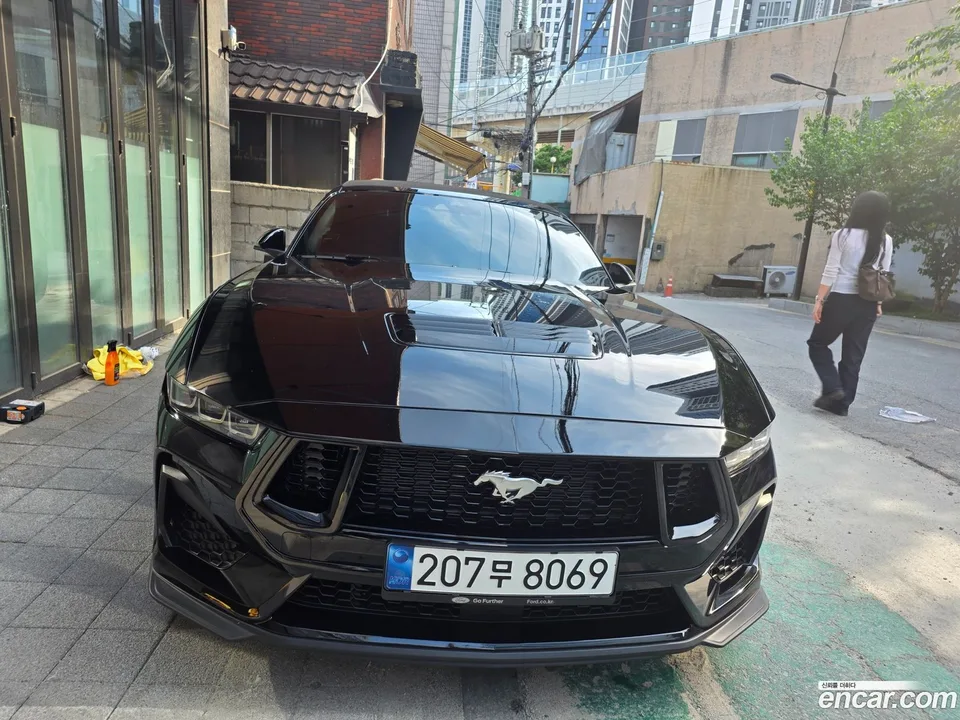 Ford Mustang 5.0 GT 2024 — миниатюра 3