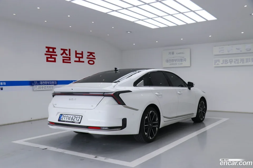 Kia K8 Hybrid 2025 — миниатюра 4