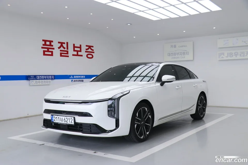 Kia K8 Hybrid 2025