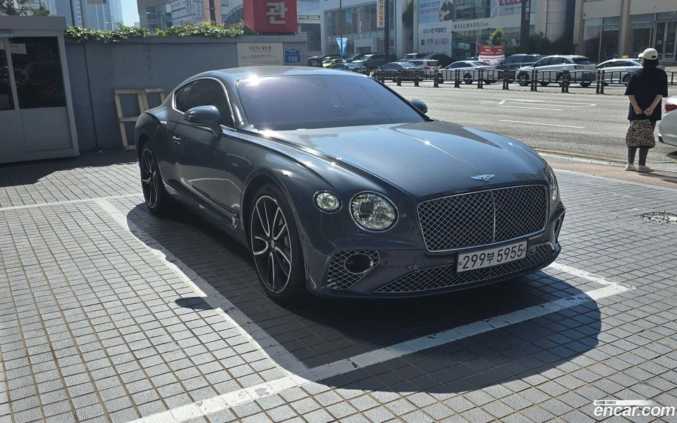 Bentley Continental GT 2023