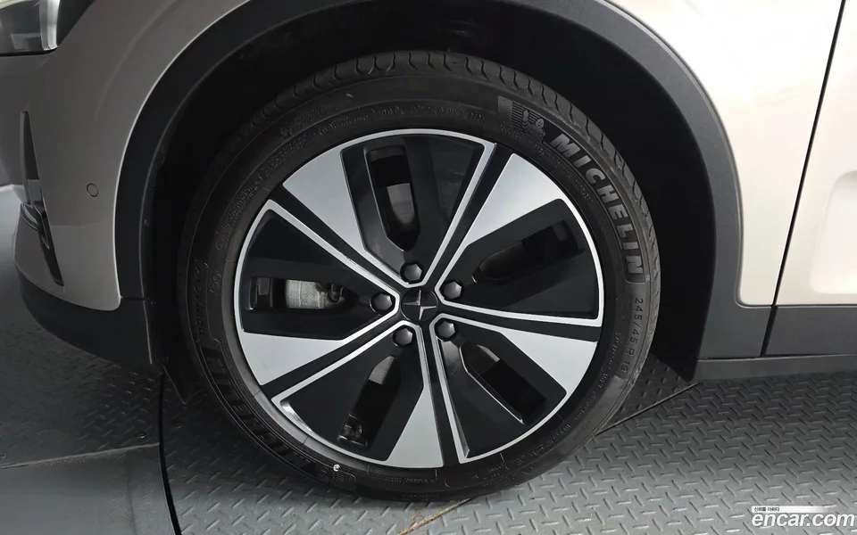 Polestar Polestar 2 2023 — миниатюра 5