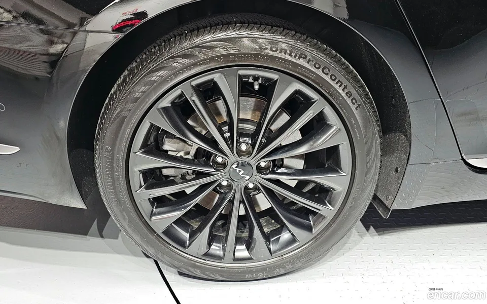 Kia K9 3.8 GDI AWD 2024 — миниатюра 2