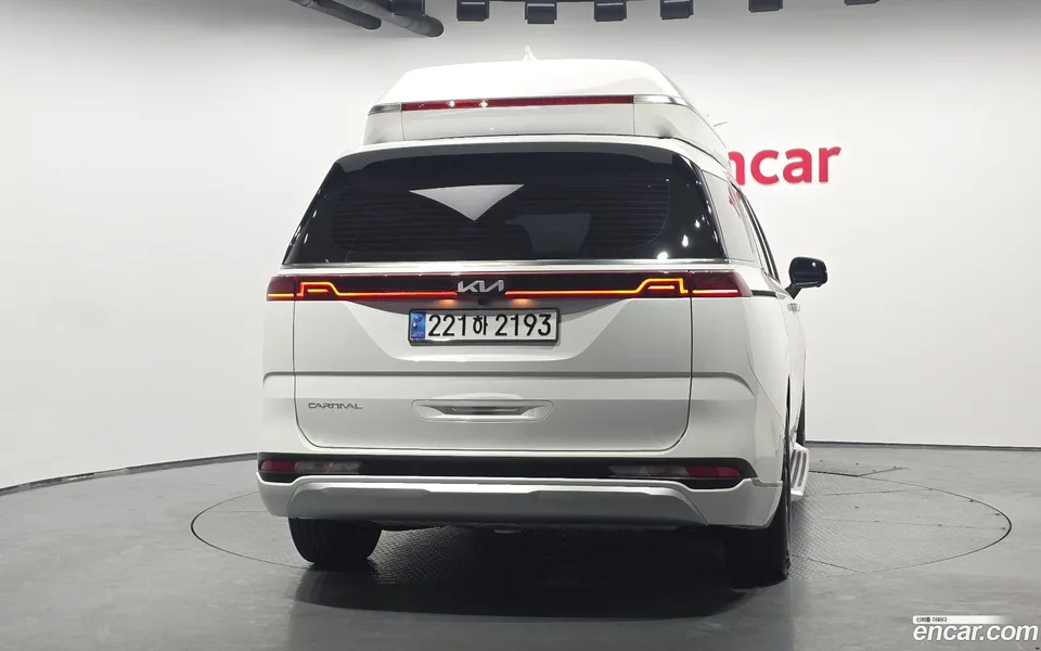Kia Carnival 7 2023 — миниатюра 4