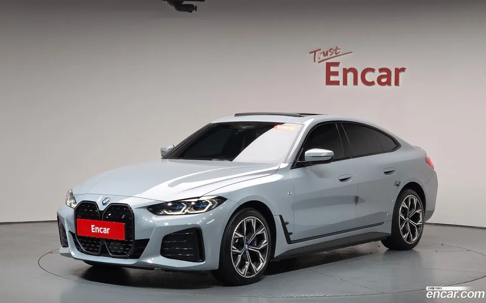 BMW i4 2023