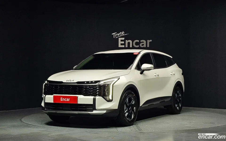 Kia Sportage 1.6 2WD 2025 — фото 1, купить с доставкой в Москву