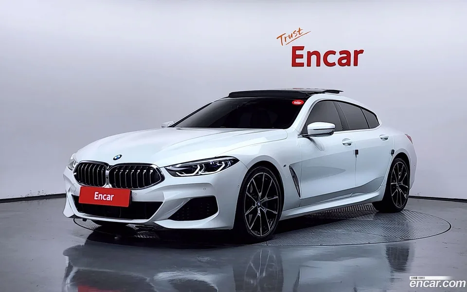 BMW 8 Series 2022