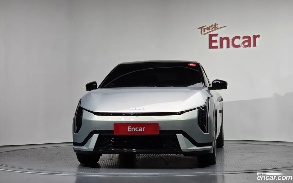 Kia EV4 2WD 2025 — миниатюра 3