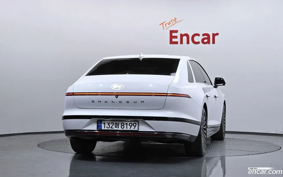 Hyundai Grandeur 2.5 2WD 2023 — миниатюра 4