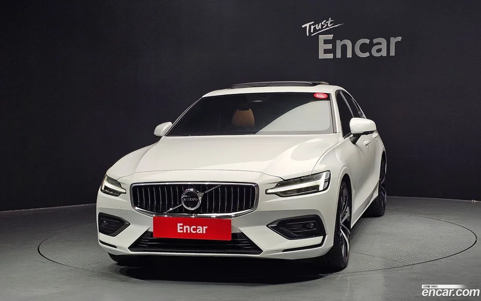 Volvo S60 B5 2024 — миниатюра 3