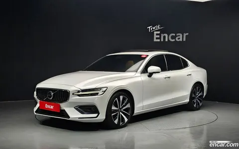 Volvo S60 2024 купить в Москве