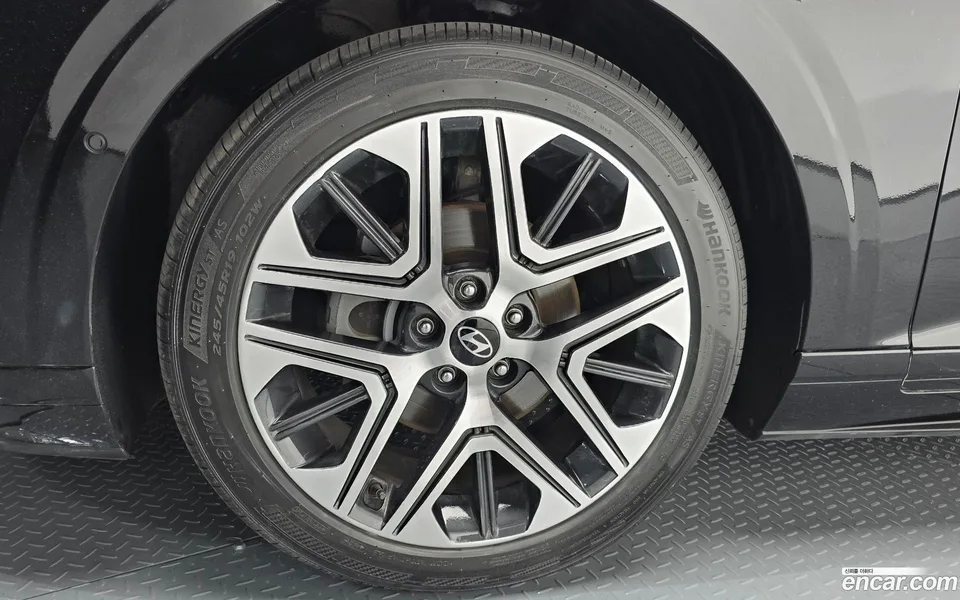 Hyundai Grandeur Hybrid 2023 — миниатюра 2
