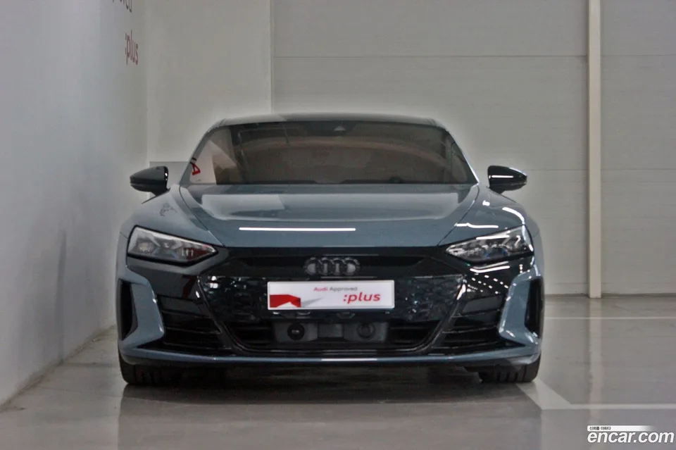 Audi e-tron GT GT 2022 — миниатюра 3
