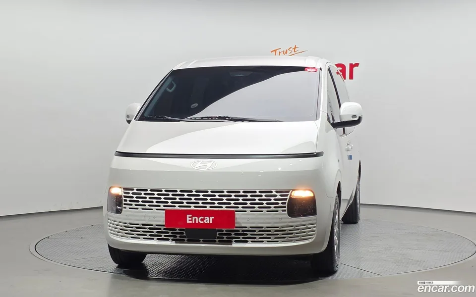 Hyundai Staria 11 2025 — миниатюра 3