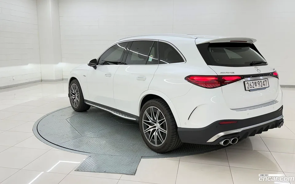 Mercedes-Benz GLC-Class AMG GLC43 4MATIC 2025 — thumbnail 3