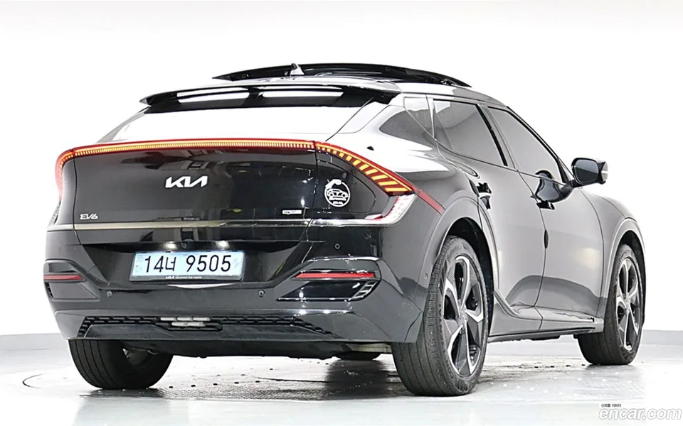 Kia EV6 2024 — thumbnail 4