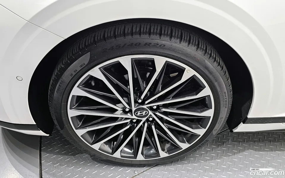 Hyundai Grandeur Hybrid 2024 — миниатюра 5