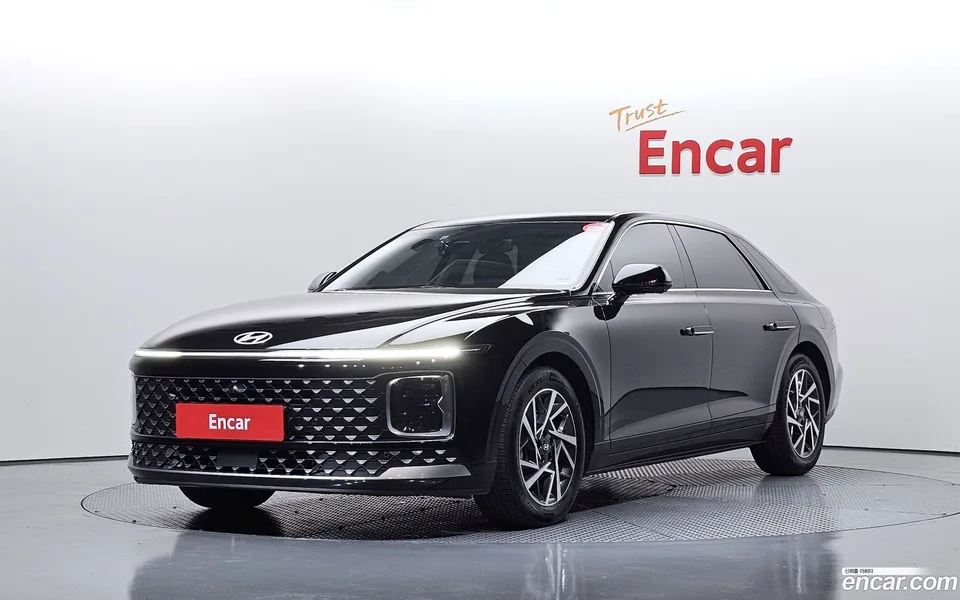 Hyundai Grandeur 2.5 2WD 2022 — фото 1, купить с доставкой в Москву