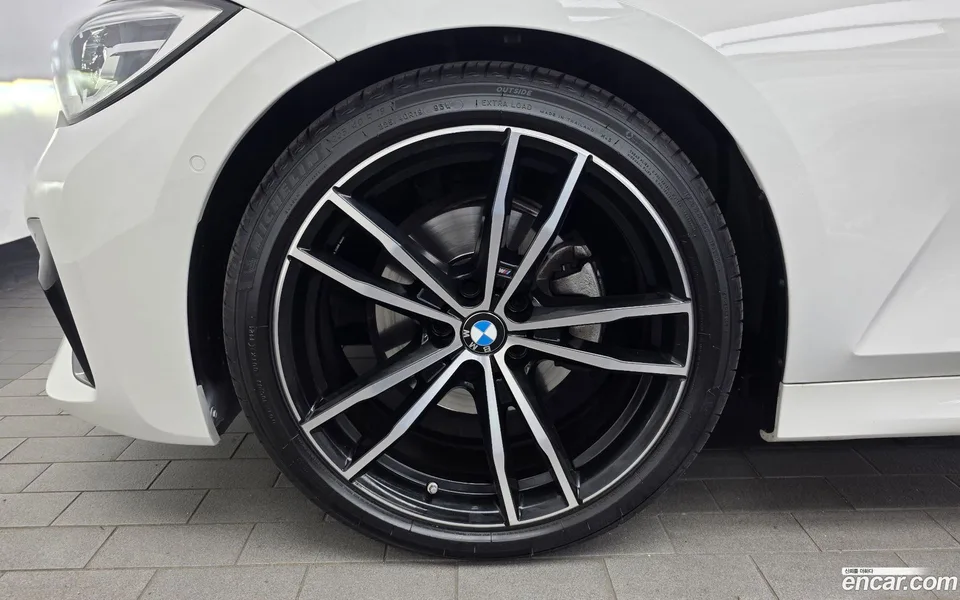 BMW 3 Series 320i M 2022 — миниатюра 5