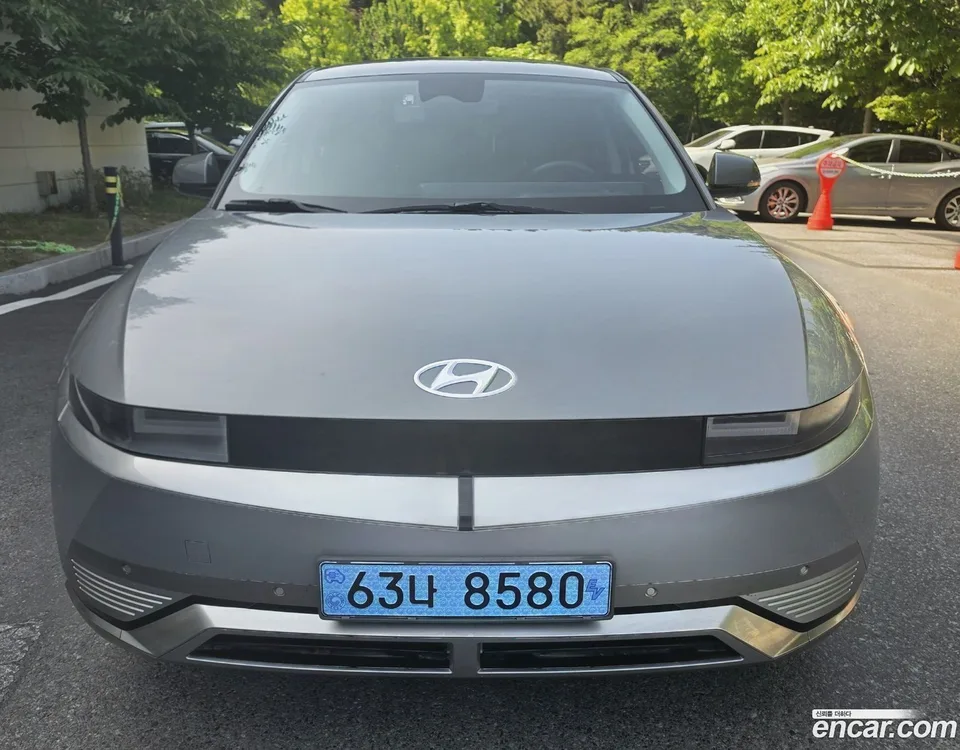 Hyundai Ioniq 5 2022 — миниатюра 3