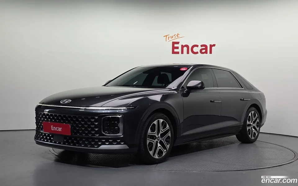 Hyundai Grandeur Hybrid 2022 — photo 1, buy with delivery to Moscow